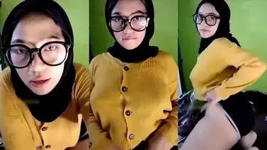 Bokep Indo Nunjukin TT Disawer